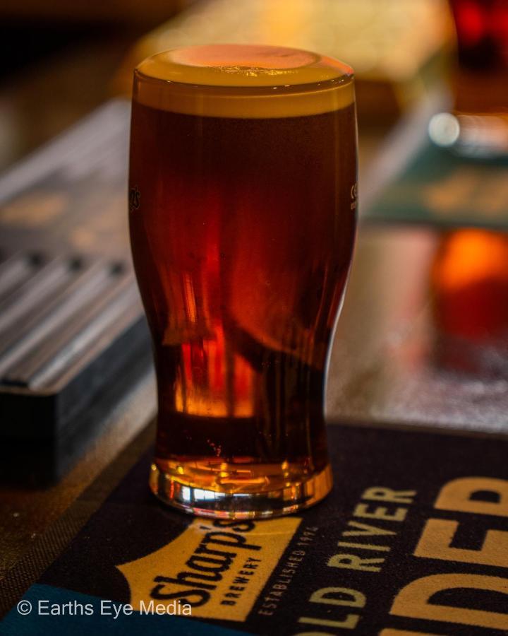 The Bear Inn Llandovery Dış mekan fotoğraf